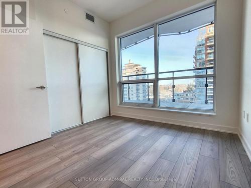 704N - 120 Broadway Avenue, Toronto, ON - Indoor Photo Showing Other Room