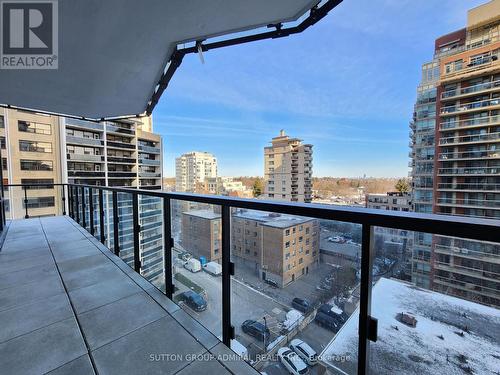704N - 120 Broadway Avenue, Toronto, ON - Outdoor