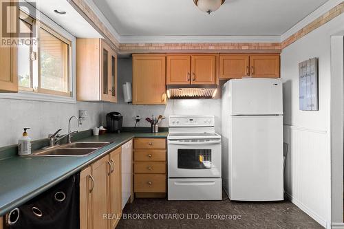 Kitchen - 12 Olive Drive, Oro-Medonte, ON - Indoor Photo Showing Kitchen With Double Sink