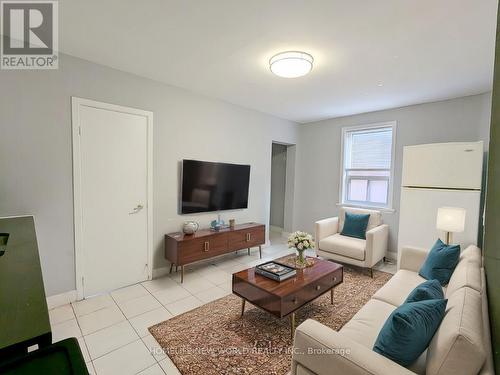 Main - 2 Thornton Avenue, Toronto, ON - Indoor Photo Showing Living Room