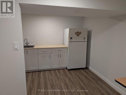 5 - Rm1 - 63 Pelham Road, St. Catharines, ON - Indoor