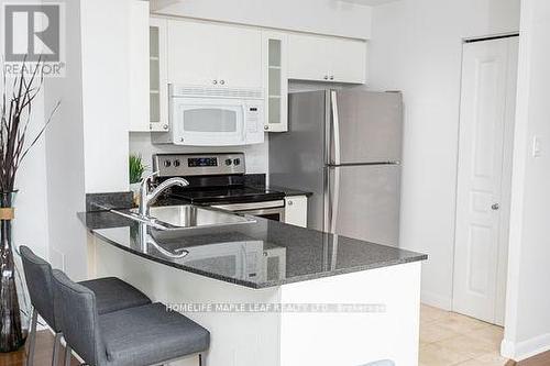 407 - 323 Richmond Street E, Toronto, ON - Indoor Photo Showing Kitchen With Stainless Steel Kitchen