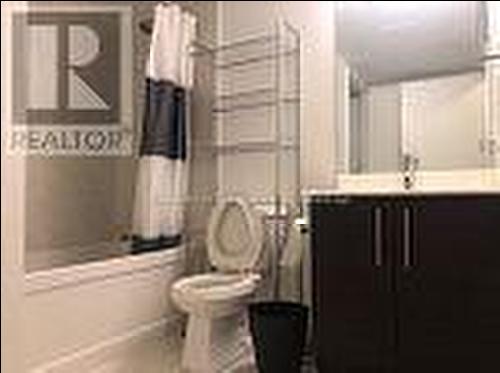 805 - 58 Orchard View Boulevard, Toronto, ON - Indoor Photo Showing Bathroom