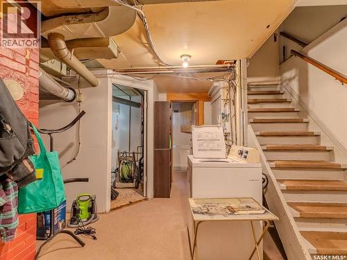 200 11Th Street E, Prince Albert, SK - Indoor Photo Showing Laundry Room