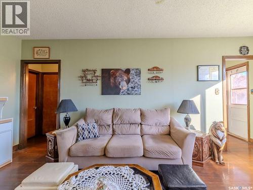 200 11Th Street E, Prince Albert, SK - Indoor Photo Showing Living Room
