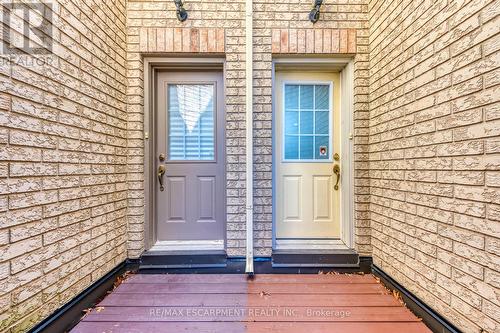63 - 1489 Heritage Way, Oakville, ON - Outdoor With Exterior