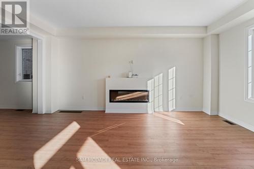 37 Southbury Manor (Upper) Drive, Caledon, ON - Indoor Photo Showing Living Room With Fireplace