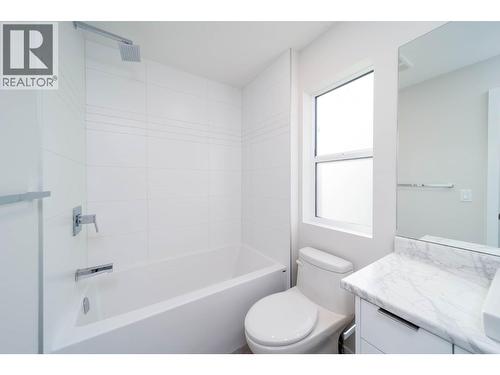 3754 Davidson Court Lot# Trails 65, West Kelowna, BC - Indoor Photo Showing Bathroom