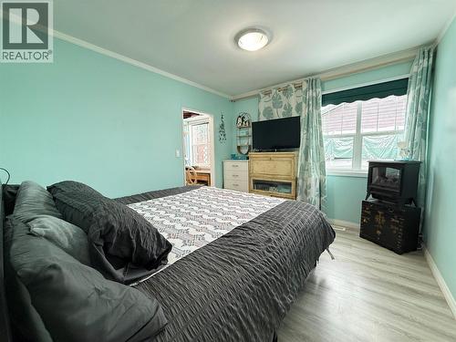 580 Cameron Avenue, Grand Forks, BC - Indoor Photo Showing Bedroom