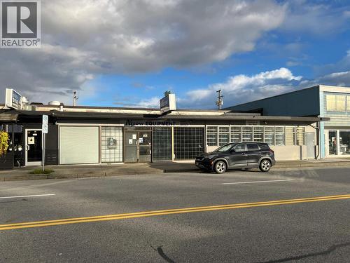 1470 Pemberton Avenue, North Vancouver, BC 