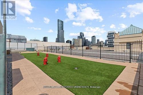 618 - 155 Dalhousie Street, Toronto, ON - Outdoor