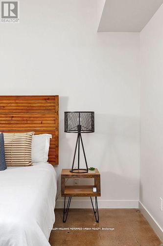 618 - 155 Dalhousie Street, Toronto, ON - Indoor Photo Showing Bedroom