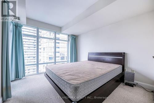 2408 - 2181 Yonge Street, Toronto, ON - Indoor Photo Showing Bedroom