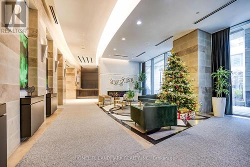 2408 - 2181 Yonge Street, Toronto, ON - Indoor Photo Showing Other Room