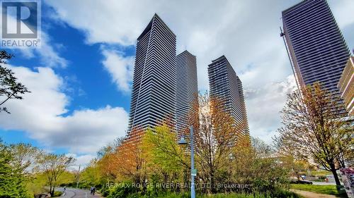906 - 33 Shore Breeze Drive, Toronto, ON - Outdoor