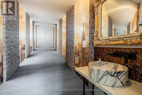 Entire - 27 Thornton Avenue, Toronto, ON - Indoor