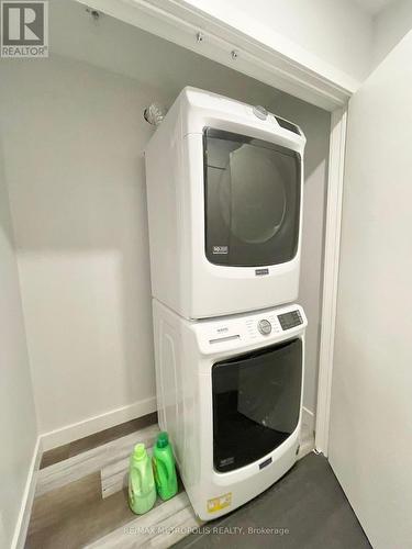 Entire - 27 Thornton Avenue, Toronto, ON - Indoor Photo Showing Laundry Room