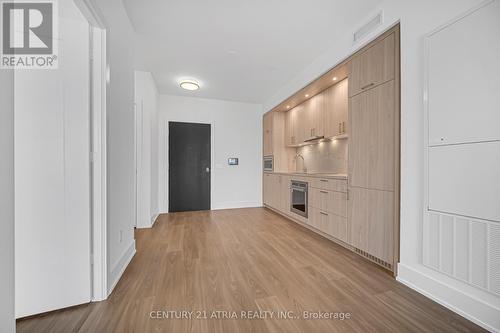 702 - 259 The Kingsway, Toronto, ON - Indoor