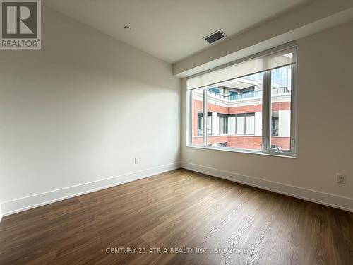 702 - 259 The Kingsway, Toronto, ON - Indoor Photo Showing Other Room