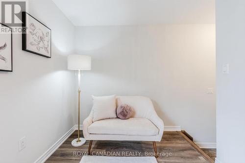 12 Rapids Lane, Hamilton, ON - Indoor Photo Showing Other Room