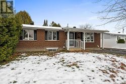 351 AMIENS STREET  Ottawa, ON K1E 1P1