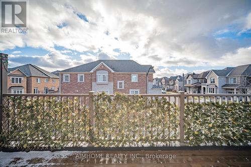 220 Beaveridge Avenue, Oakville, ON - Outdoor
