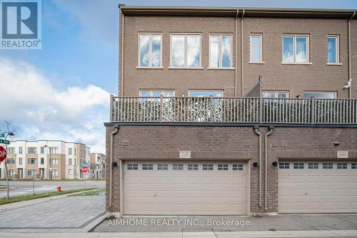 220 Beaveridge Avenue, Oakville, ON - Outdoor With Balcony