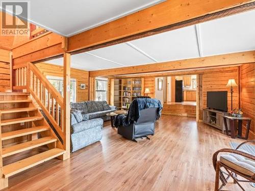 8 Tagish River Road, Whitehorse South, YT - Indoor