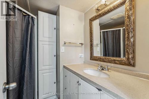 21 - 2175 Mewburn Road, Niagara Falls (Casey), ON - Indoor Photo Showing Bathroom