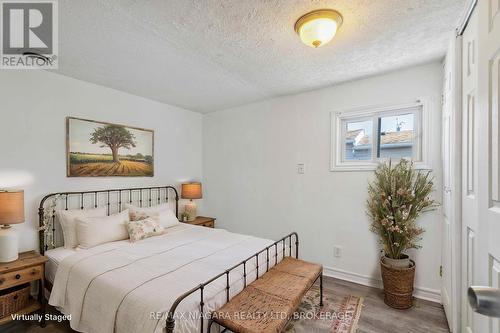 21 - 2175 Mewburn Road, Niagara Falls (Casey), ON - Indoor Photo Showing Bedroom