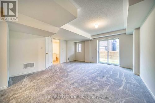 34 Ness Drive, Richmond Hill, ON - Indoor Photo Showing Other Room