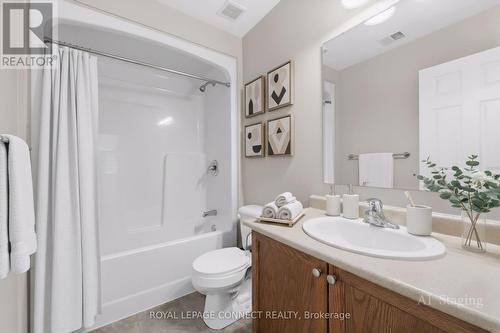 25 Springdale Drive, Kawartha Lakes, ON - Indoor Photo Showing Bathroom