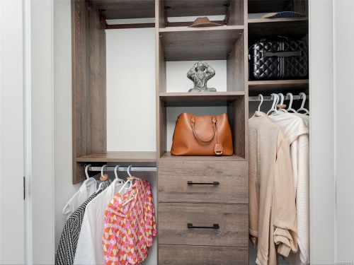 2103-777 Herald St, Victoria, BC - Indoor