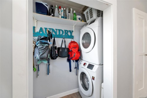 1013 Strathmore St, Nanaimo, BC 