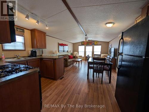 2 White Pines Trail, Wasaga Beach, ON - Indoor Photo Showing Other Room