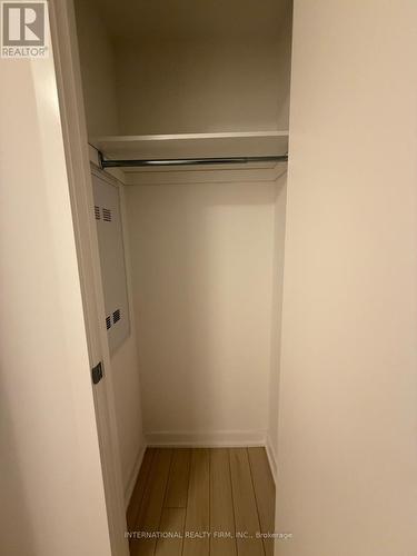 1303 - 3071 Trafalgar Road, Oakville, ON - Indoor