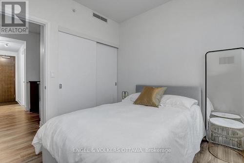 509 - 118 Holmwood Avenue, Ottawa, ON - Indoor Photo Showing Bedroom