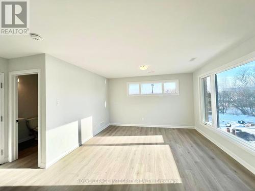 1118 Creekway Private, Ottawa, ON - Indoor Photo Showing Other Room
