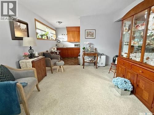 275 Central Avenue S, Swift Current, SK - Indoor