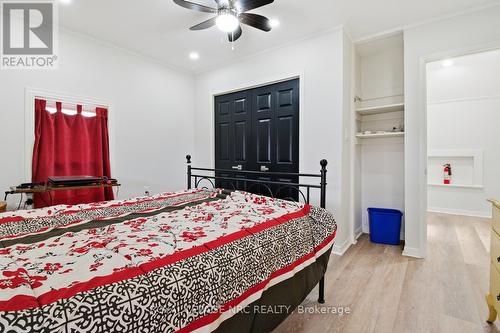 85 Pine Street S, Thorold (Thorold Downtown), ON - Indoor Photo Showing Bedroom