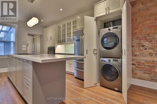 Main - 803 Lansdowne Avenue, Toronto, ON - Indoor Photo Showing Laundry Room
