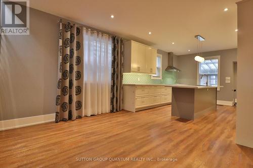 Main - 803 Lansdowne Avenue, Toronto, ON - Indoor Photo Showing Kitchen