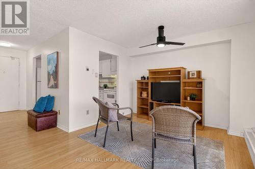 1001 - 665 Bathgate Drive, Ottawa, ON - Indoor Photo Showing Office