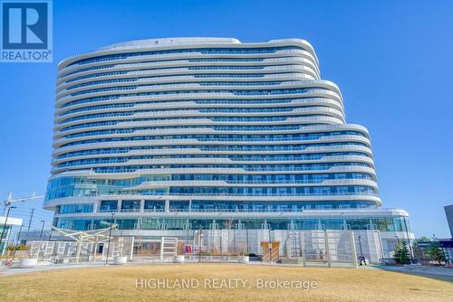 321 - 2520 Eglinton Avenue W, Mississauga, ON - Outdoor