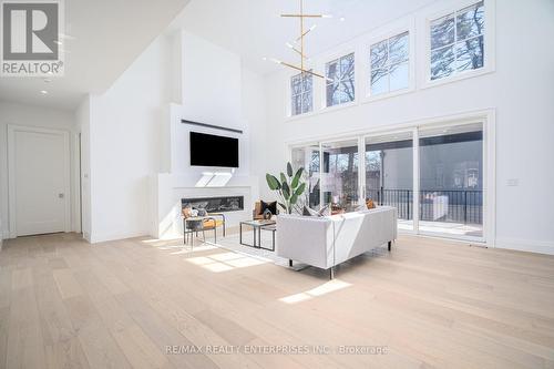 1322 Minaki Road, Mississauga, ON - Indoor With Fireplace