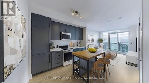 647 - 2450 Old Bronte Road, Oakville, ON - Indoor Photo Showing Kitchen