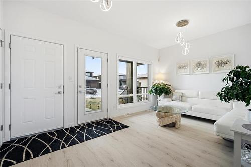 119 Berry Hill Road, Winnipeg, MB - Indoor