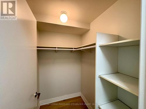 326 - 25 Carlton Street, Toronto, ON - Indoor With Storage