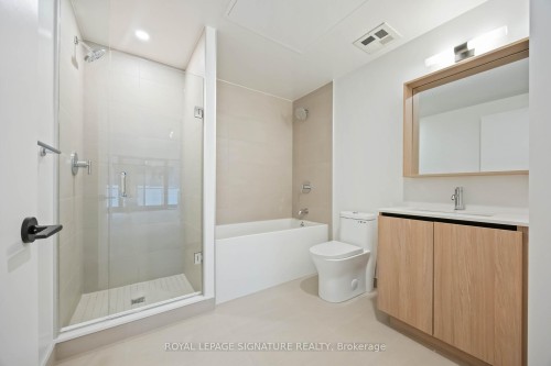 1204-33 Parliament Street, Toronto, ON - Indoor Photo Showing Bathroom