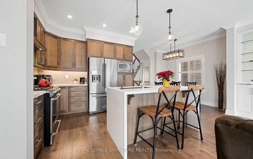 24-2086 Ghent Avenue, Burlington, ON - Indoor Photo Showing Kitchen